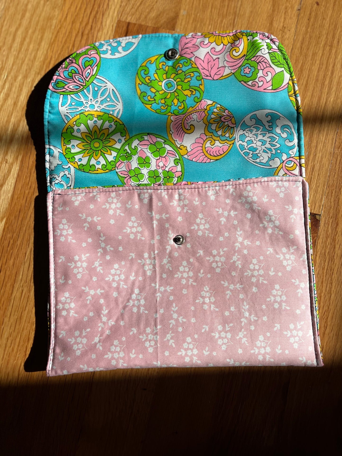 Pink fields pocket bag
