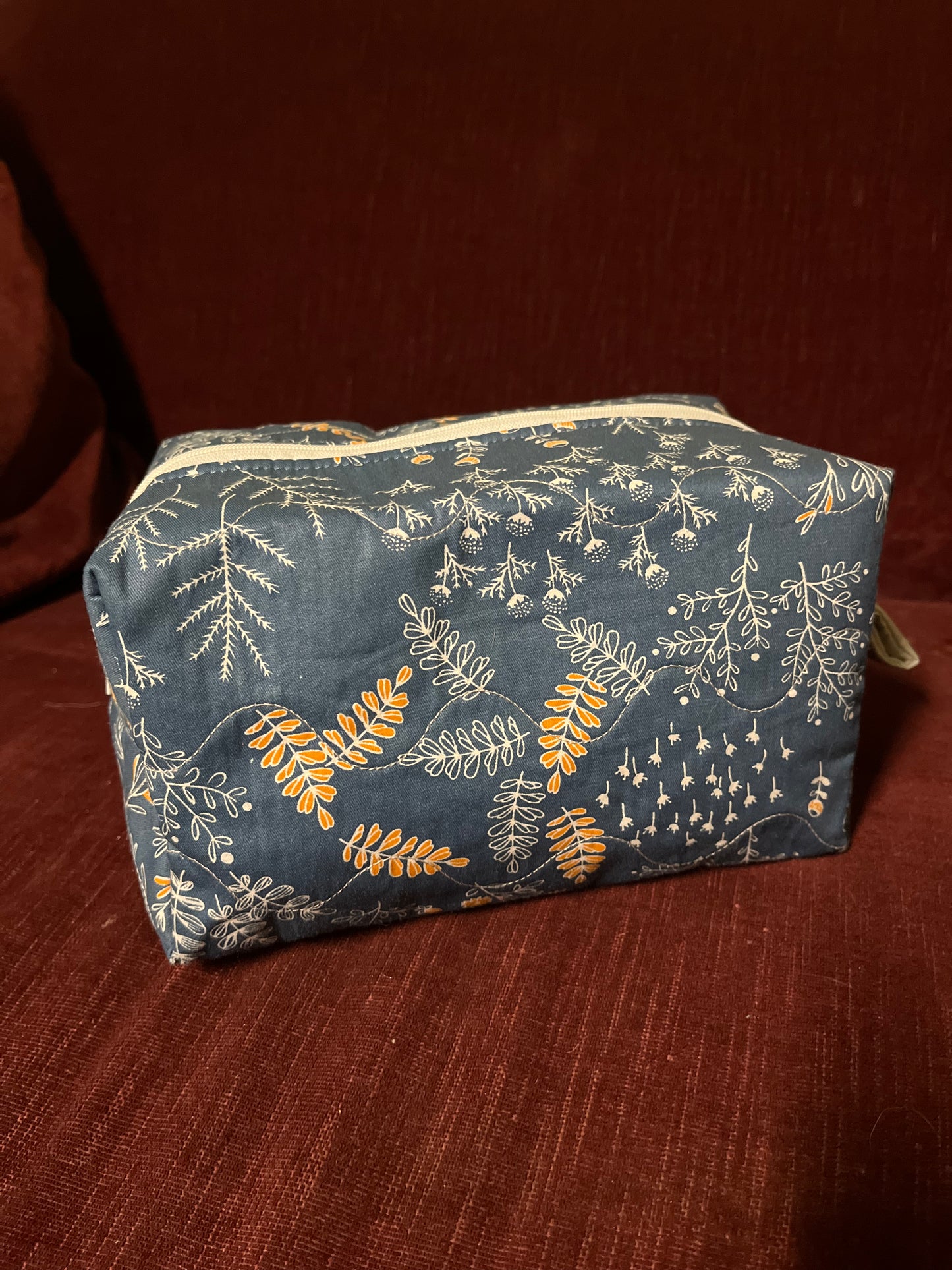 Navy Leaves Box pouch
