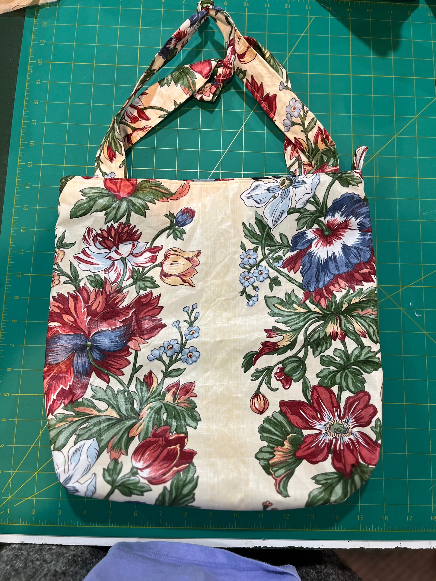 Floral tote
